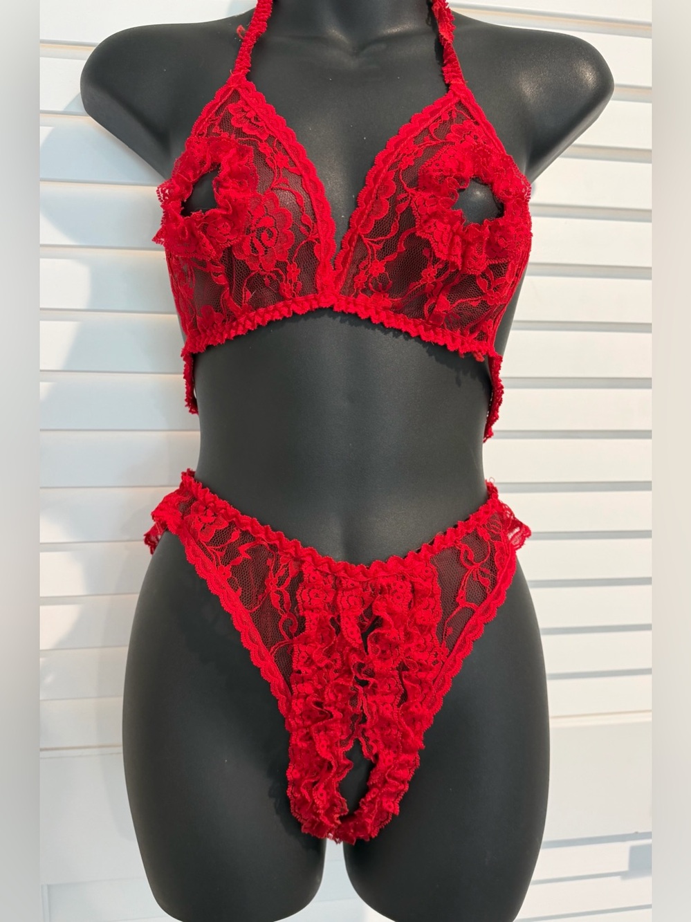Fredericks Of Hollywood vibrant red lace lingerie set
